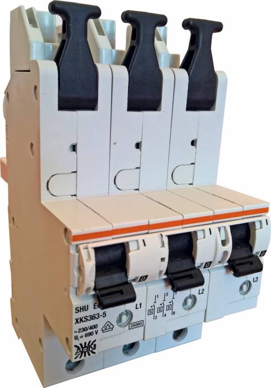 ABN SHU-Schalter 3p 35A XKS335-5 SaS-Montage Charakteristik E ABN