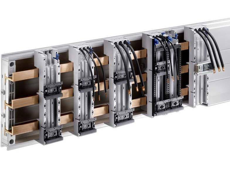 RITTAL GmbH & Co. KG 3806032, Schaltschränke Rittal 40A 3806032 (BILD1)