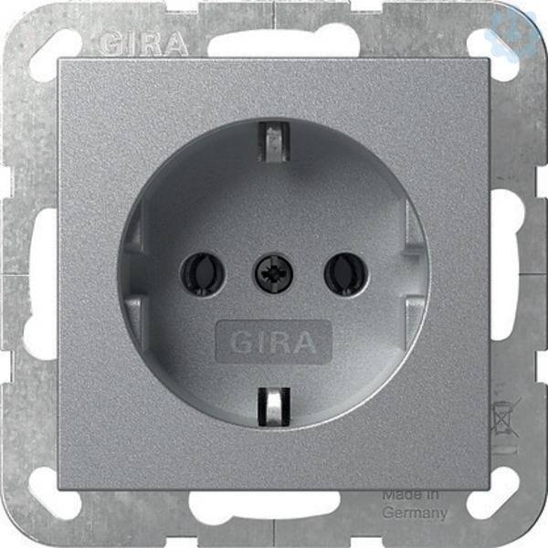 GIRA 418826 SCHUKO-Steckdose System 55 Farbe Alu